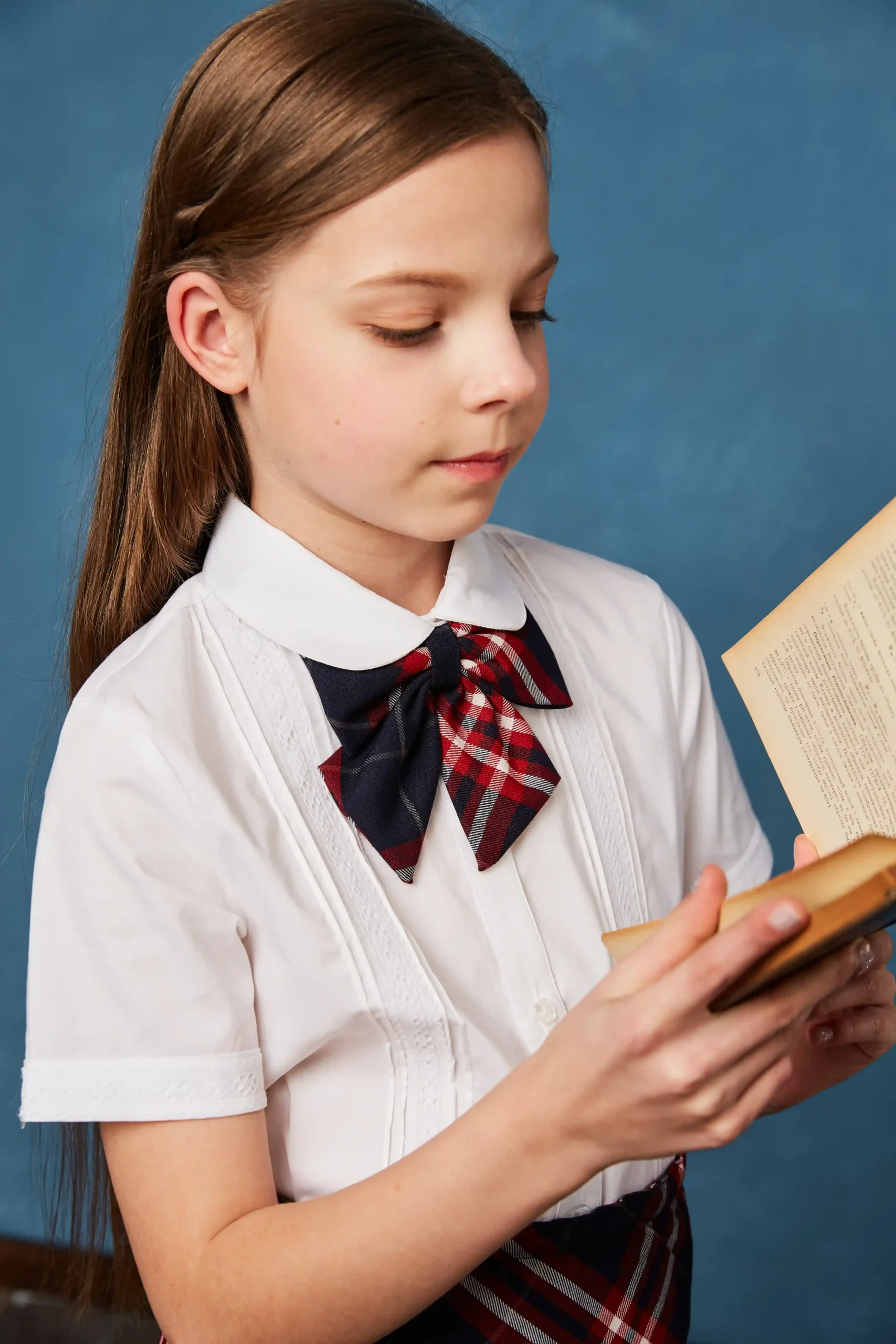 British Academy Girls’ Lace-Trimmed Short-Sleeved Shirt