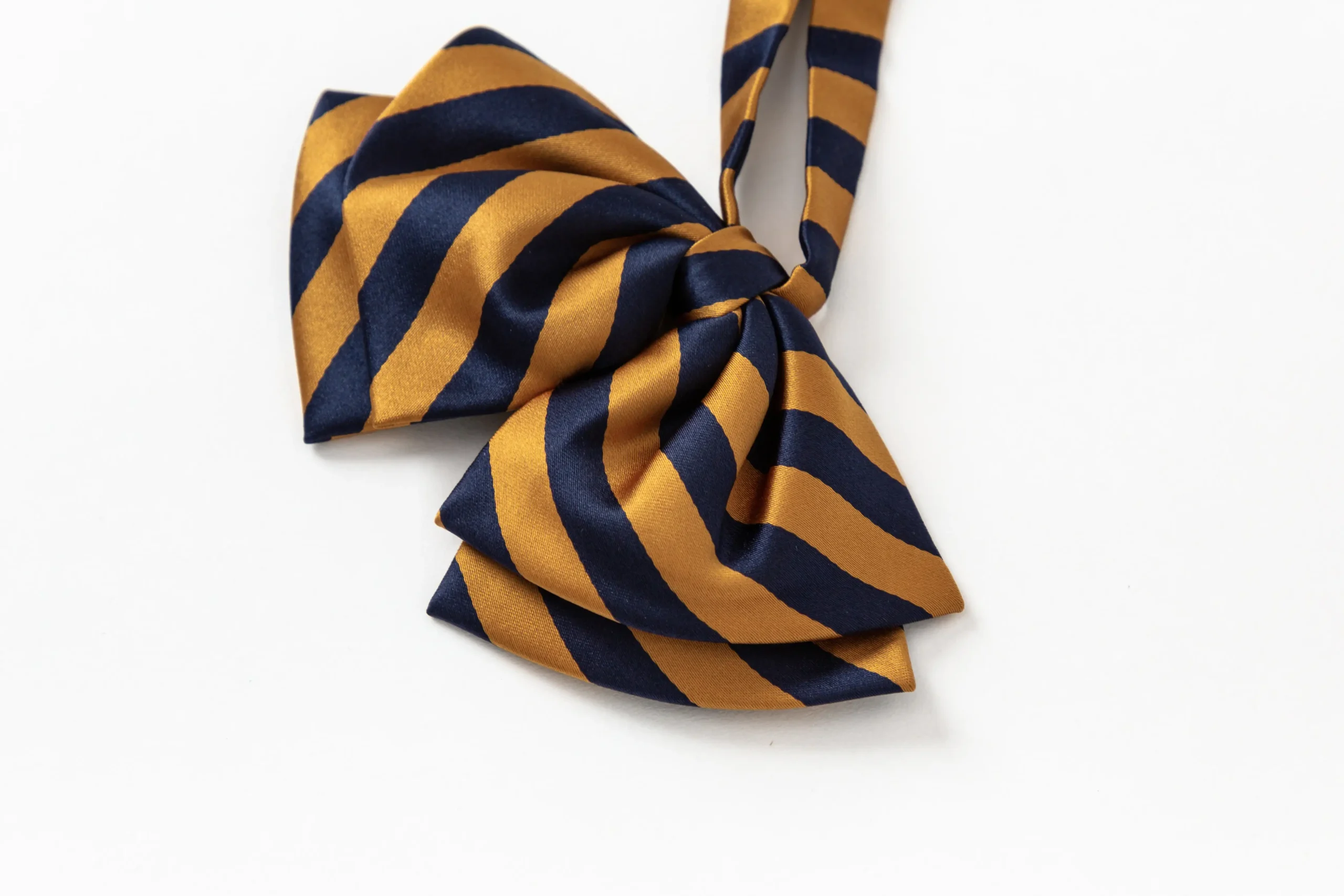 British Academic Lady’s Collar Bow​​